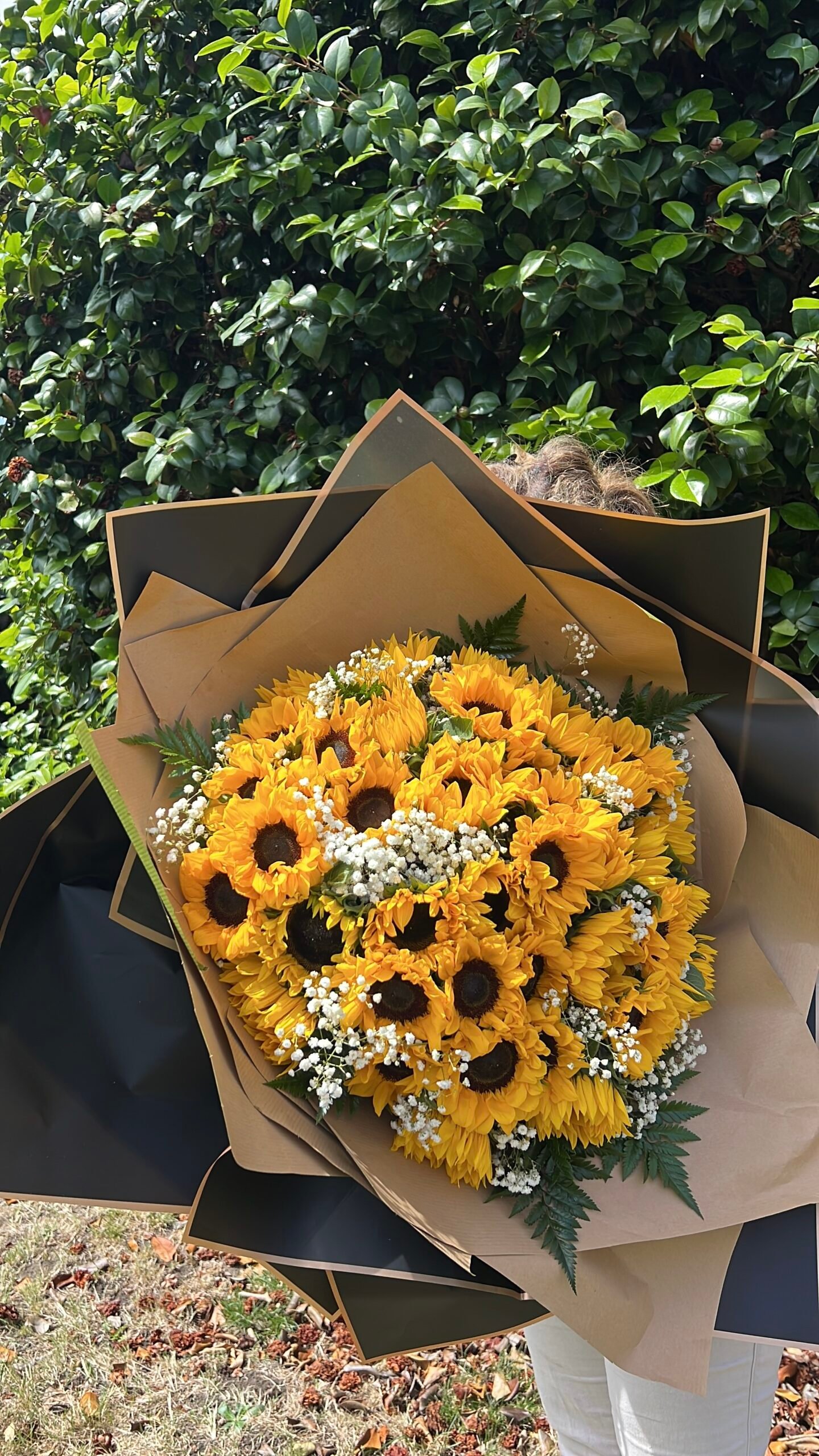 Giant sunflowers bouquet with vibrant petals and rich centres delivered in Grays